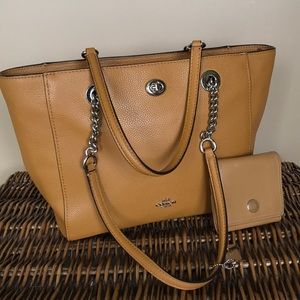 Coach Purse & Wallet